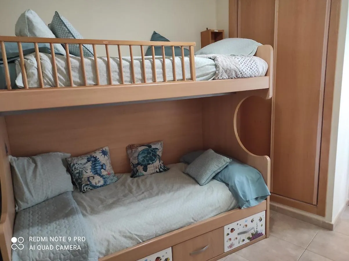 Apartamento Playa El Medano Con Terrazas, Vistas, Garaje Y Trastero, En La Gaviota, 36, Zona Wind Surf 0*, El Médano