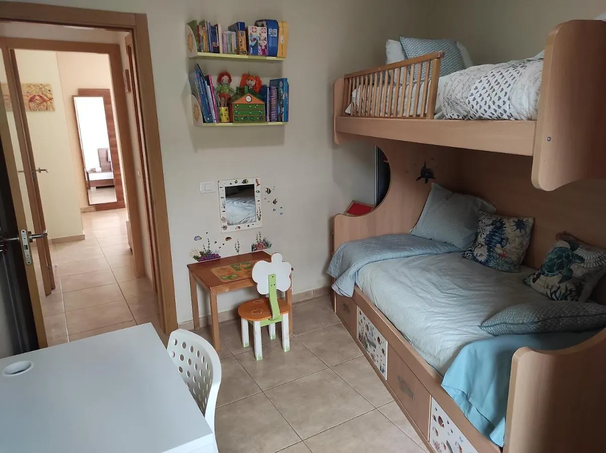 Apartamento Playa El Medano Con Terrazas, Vistas, Garaje Y Trastero, En La Gaviota, 36, Zona Wind Surf