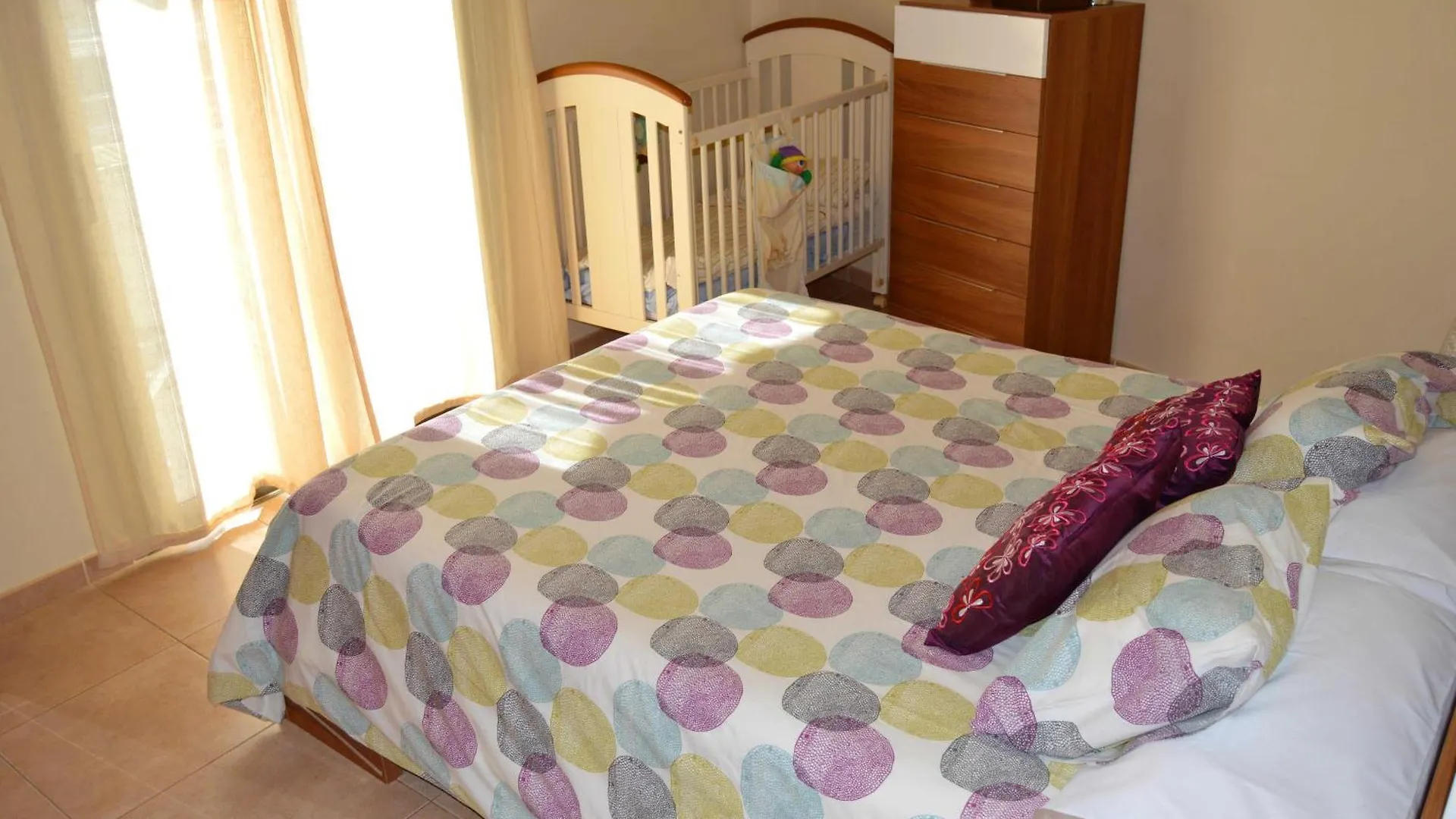 Апартаменты Apartamento Playa El Medano Con Terrazas, Vistas, Garaje Y Trastero, En La Gaviota, 36, Zona Wind Surf